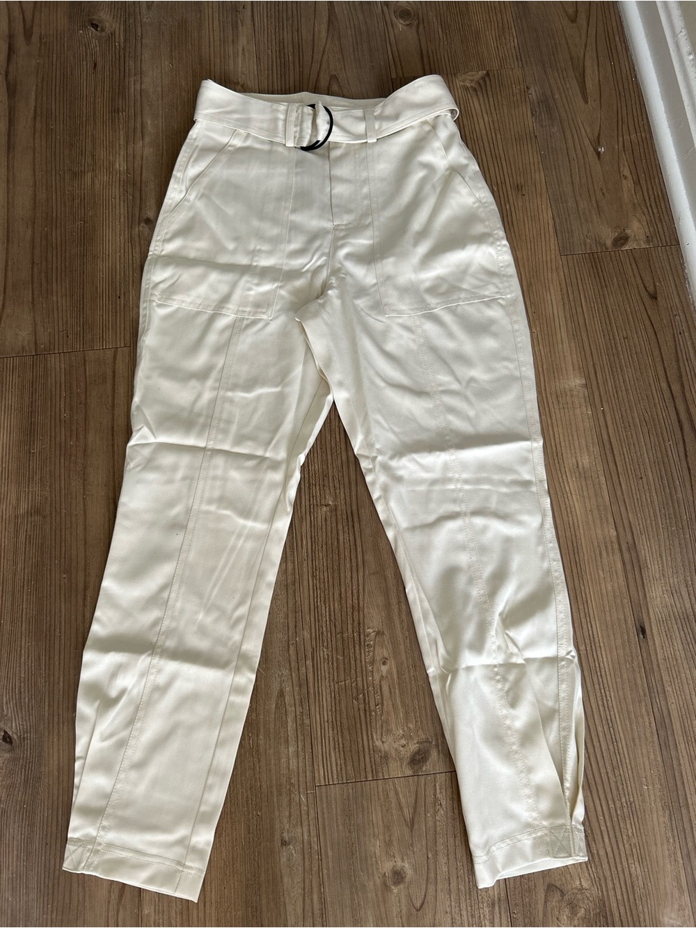 NWT Venus High-Waist Cream Tapered Pants metal backle pockets utility. Size 4